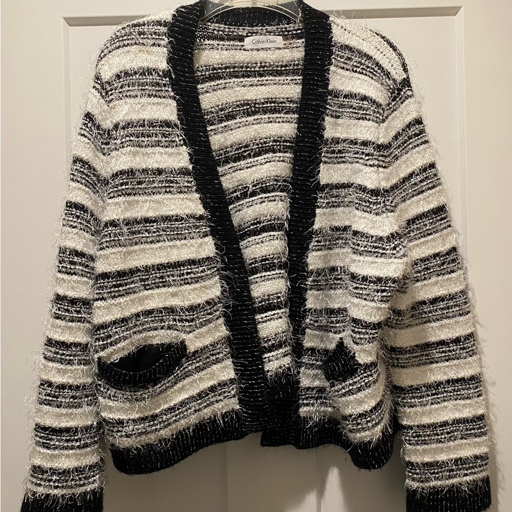 Calvin Klein Women’s Size XL Fuzzy Hairy Cropped Open Cardigan Striped